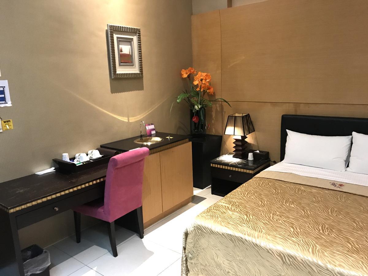 Fortune Villa Motel Tamsui Exterior photo