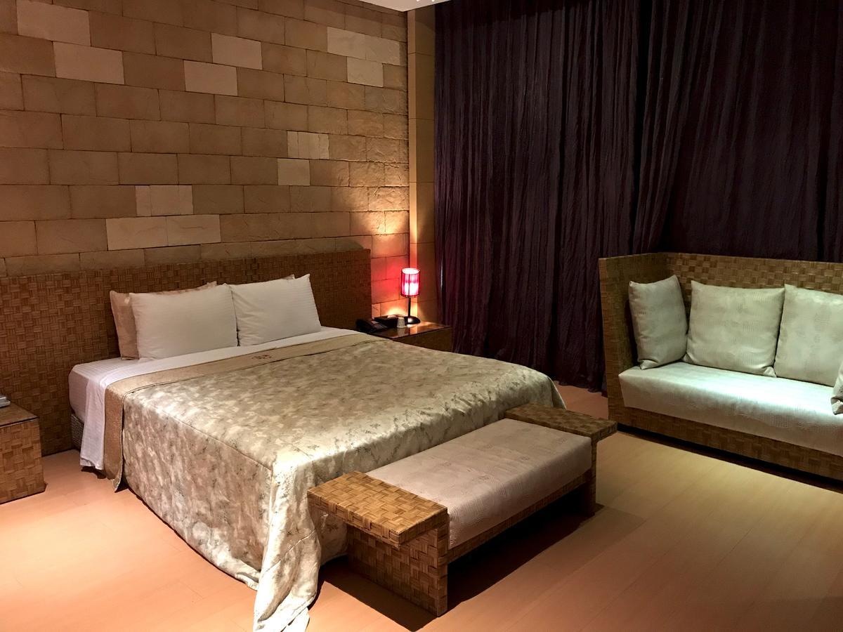 Fortune Villa Motel Tamsui Exterior photo